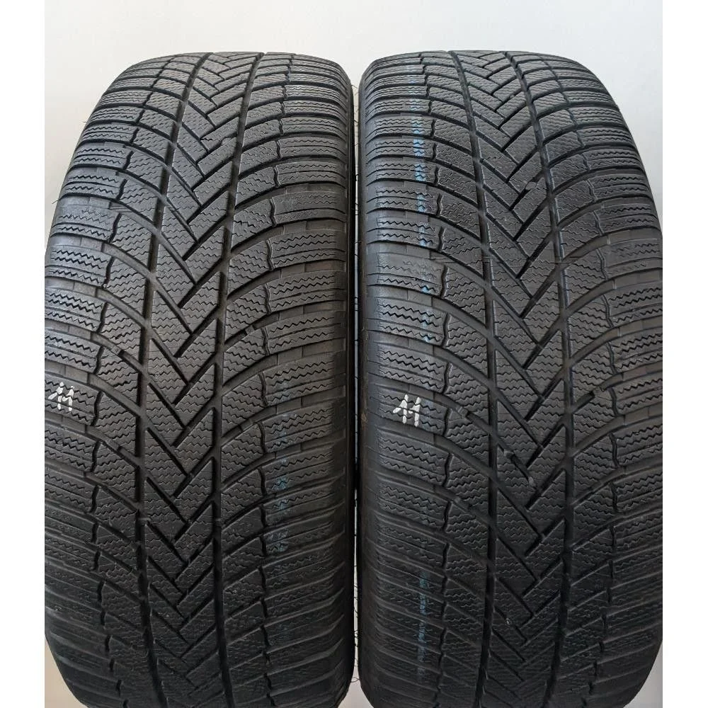 BRIDGESTONE BLIZZAK LM005 245/45 R18 100V XL