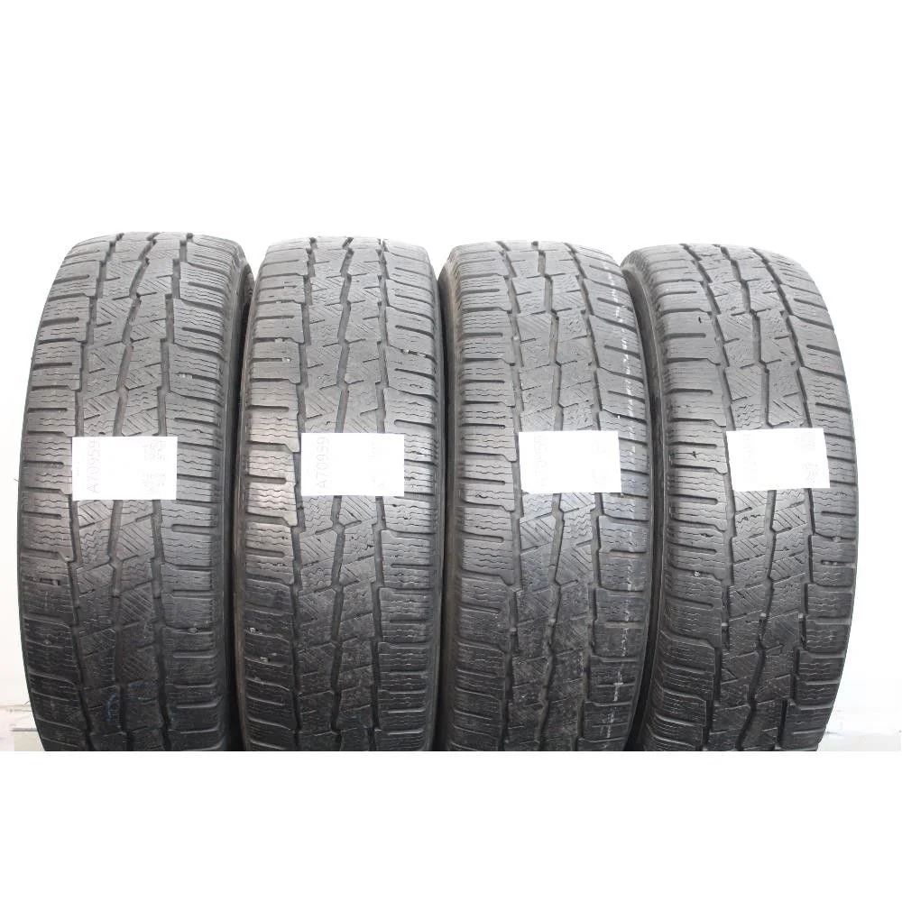 MICHELIN 104/ AGILIS ALPIN 215/60 R17C 104/102H