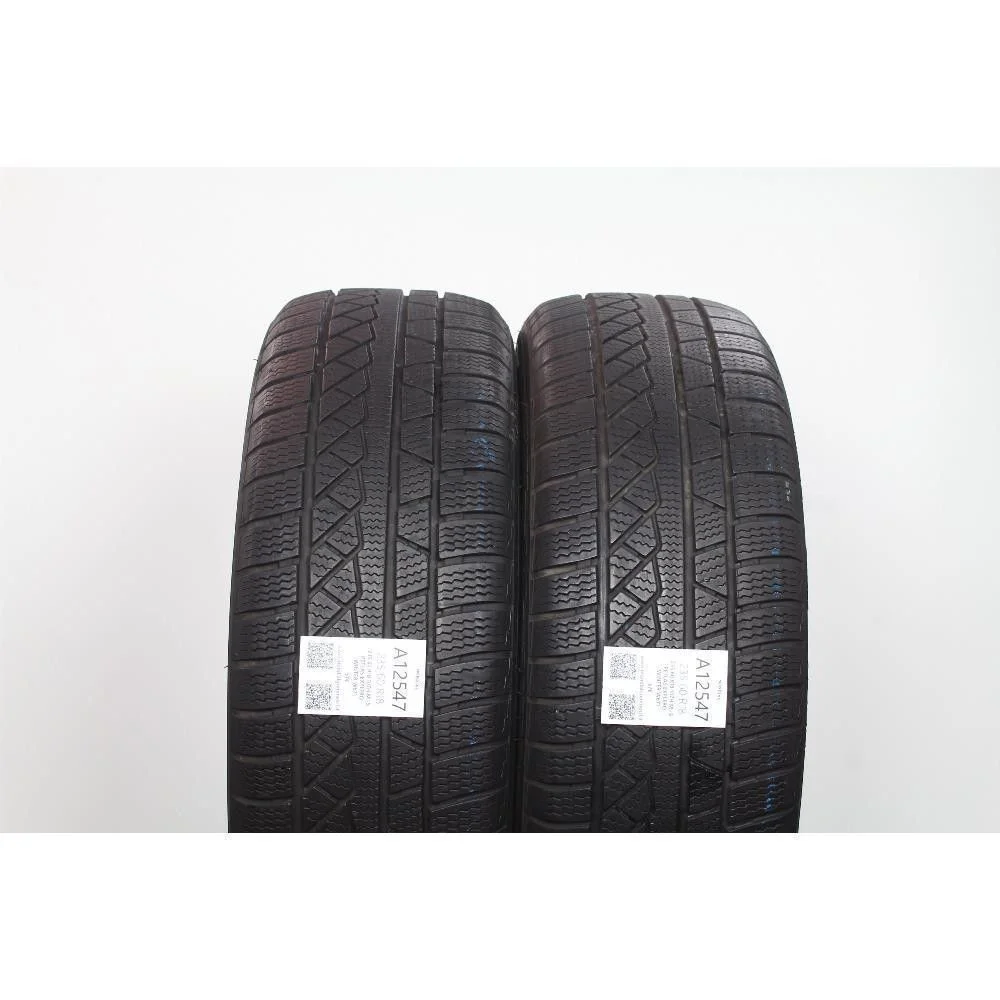 Petlas EXPLERO WINTER W671 235/60 R18 107H