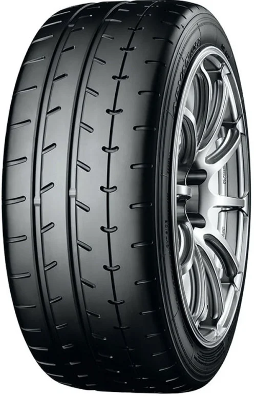 YOKOHAMA Advan A052 225/40 R18 92Y XL