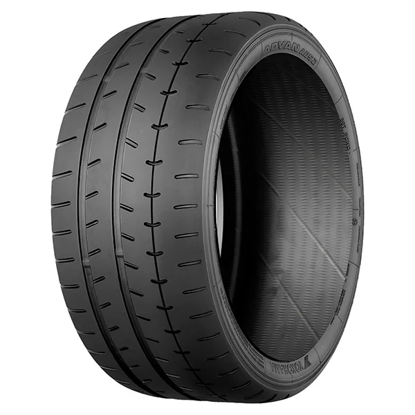 YOKOHAMA ADVAN A052 225/40 R18 92Y