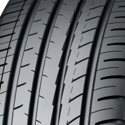 YOKOHAMA BluEarth-GT (AE51B) rbl 215/55 R17 94V