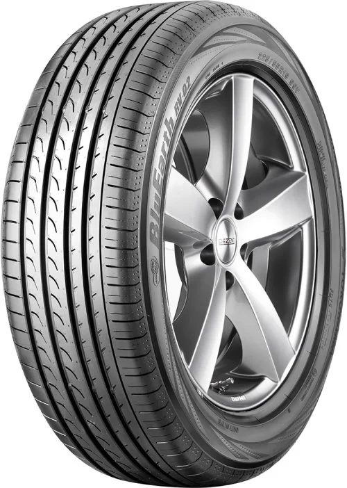 YOKOHAMA BluEarth (RV-02) 235/50 R18 97V