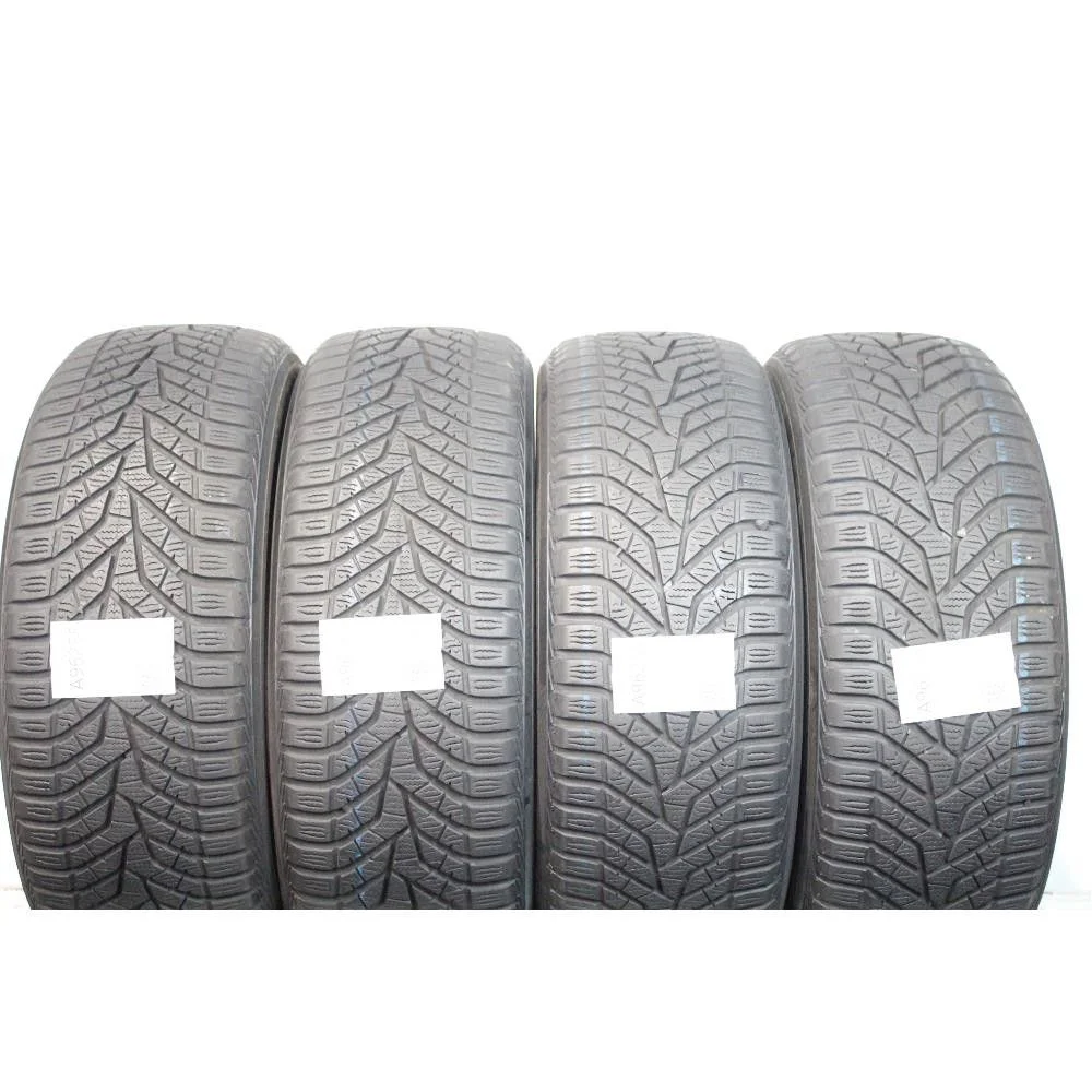 YOKOHAMA BLUEARTH WINTER V905 215/55 R17 98V XL