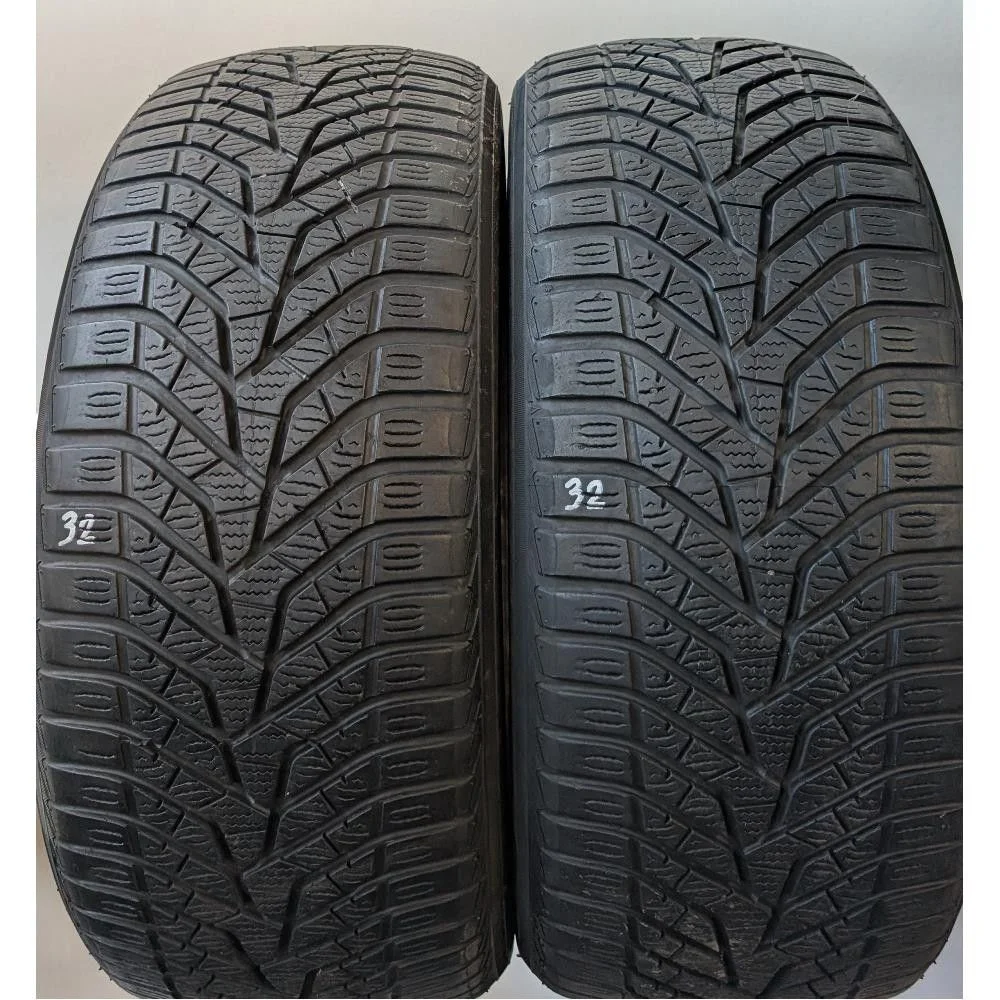 YOKOHAMA BLUEARTH WINTER V905 225/40 R18 92W XL