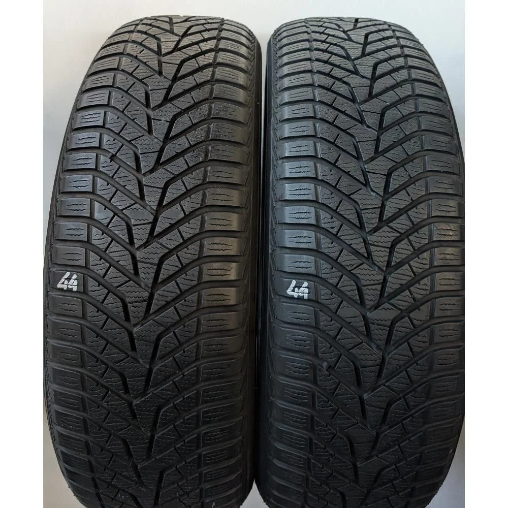 YOKOHAMA BLUEARTH WINTER V905 4UHD 225/60 R18 100H